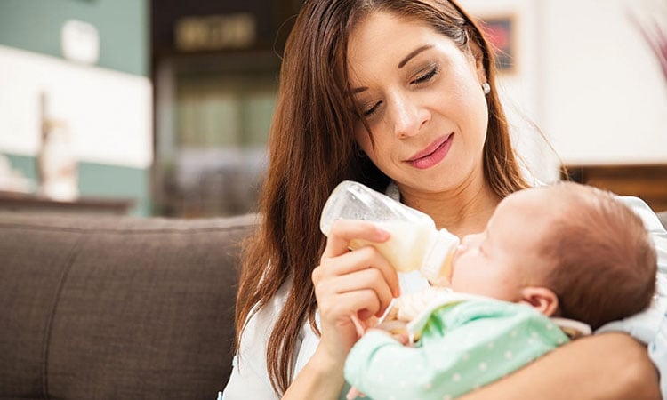 Best Bottle Feeding Positions For Premature Babies