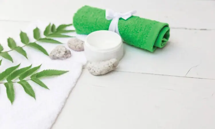 Everything About Neem Bath During Pregnancy