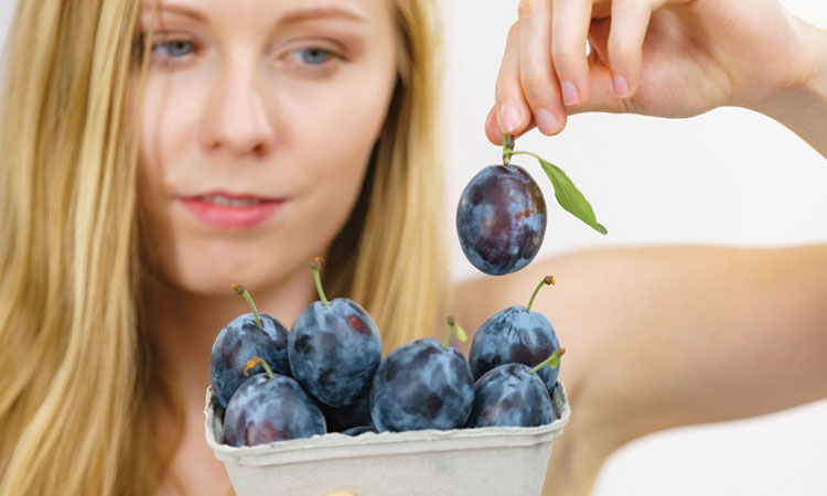 How Are Plums Beneficial During Pregnancy