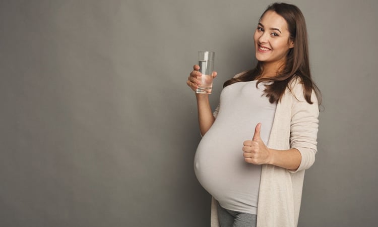 How Much Water Does A Pregnant Woman Need To Drink