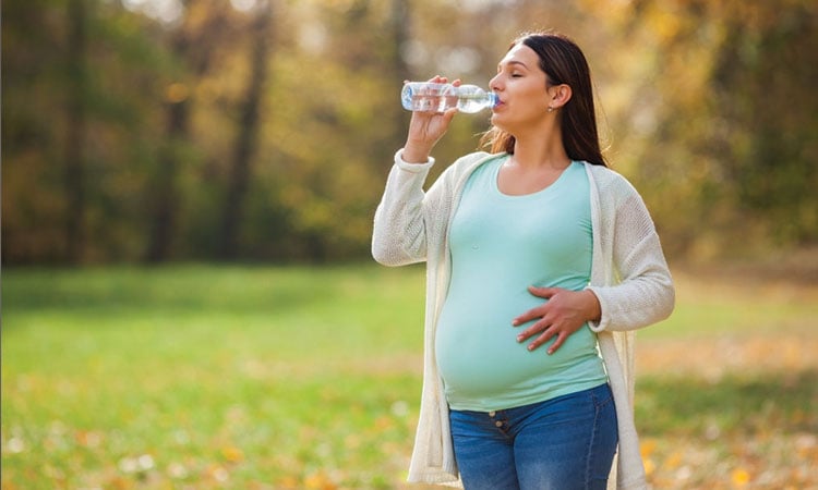 How To Stay Hydrated During Pregnancy- 5 Tips
