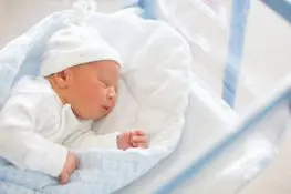 7 Tips to Choose Clothes For Premature Babies