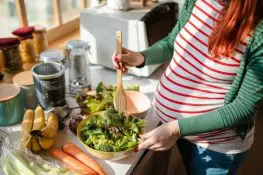 Broccoli During Pregnancy - Benefits, Safety, and Risks