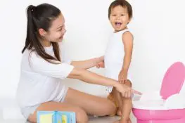 10 Toilet Training Tips For Your Baby Girl