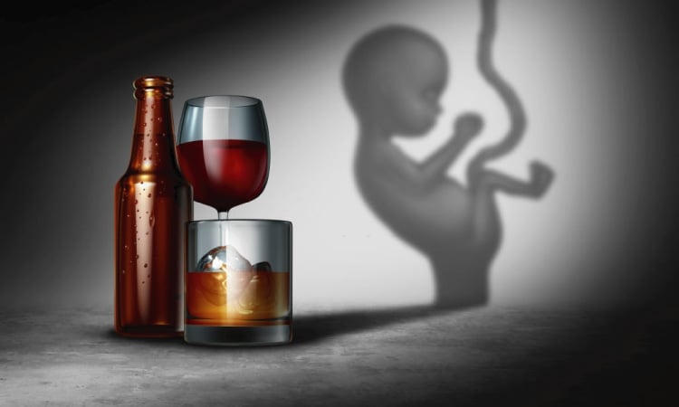 Risks Of Drinking Red Wine During Pregnancy
