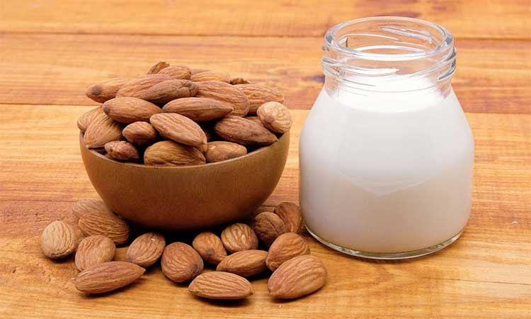 Side Effects Of Drinking Almond Milk During Pregnancy