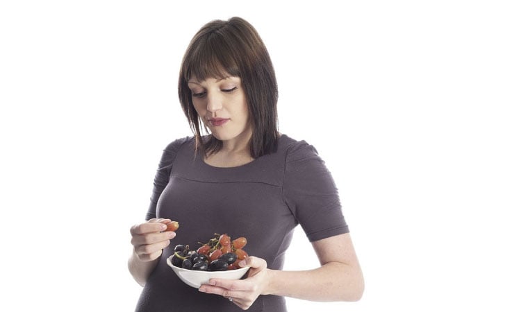 Are There Any Benefits Of Eating Black Grapes During Pregnancy?
