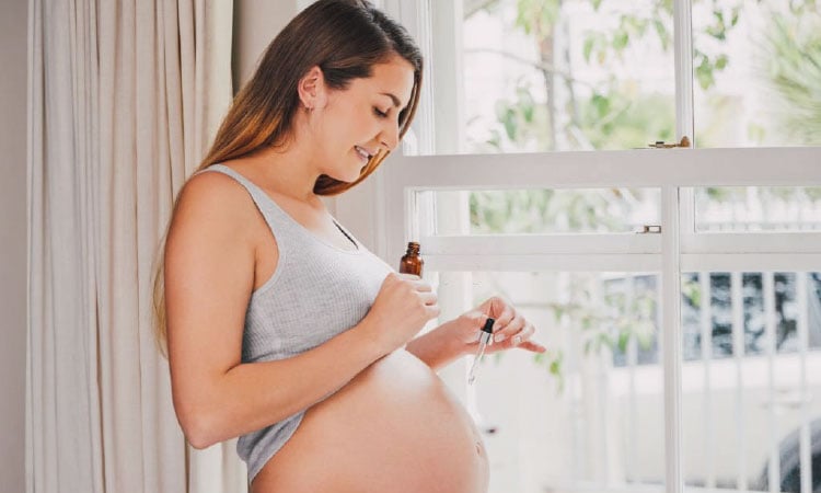 Applying Hing On the Stomach During Pregnancy