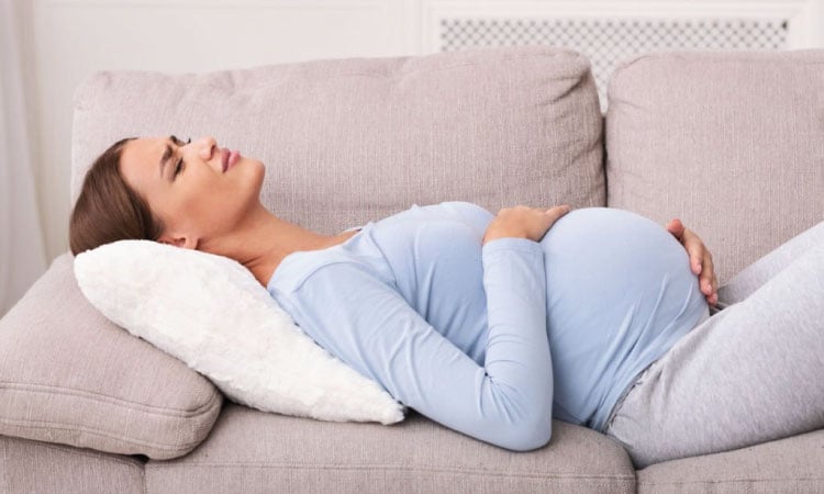 6 Signs Of Food Poisoning While Pregnancy