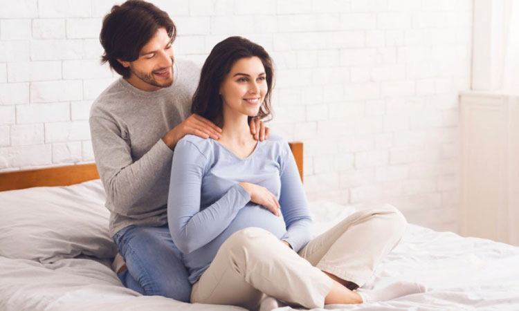 9 Tips To Tackle Pregnant Wife's Mood Swings