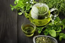 Can I Drink Green Tea While Breastfeeding