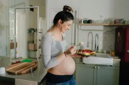 How To Cope With Sweet Cravings During Pregnancy