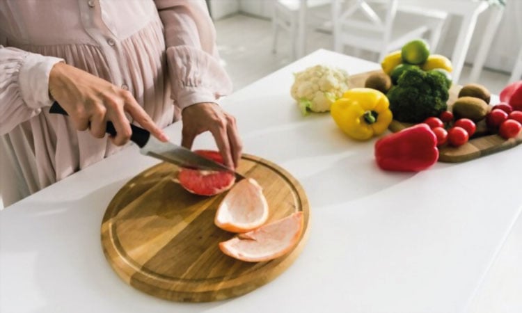Risks And Precautions When Eating Grapefruit During Pregnancy