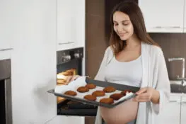 18 Safe Yet Fun Things To Do When Pregnant